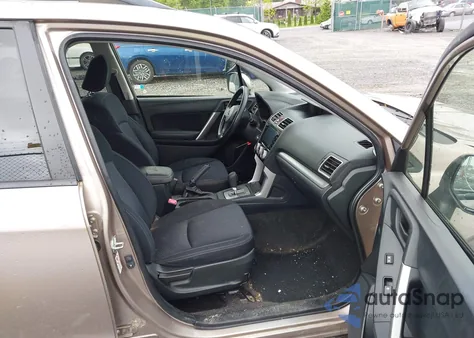 2016 Subaru Forester 2.5I Premium из США, поврежденный, VIN JF2SJADC3GH551925